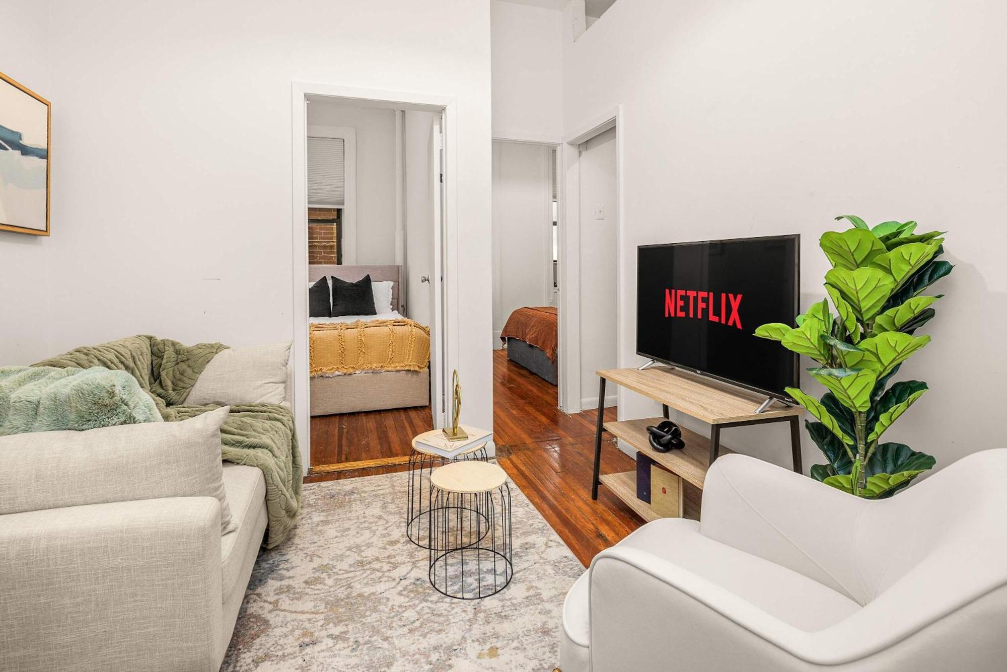 Stylish & Cozy 3-bedroom In East Village Appartamento New York